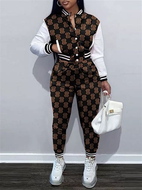 chanel tracksuit price